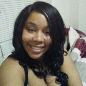 Meet your Posher, Comora